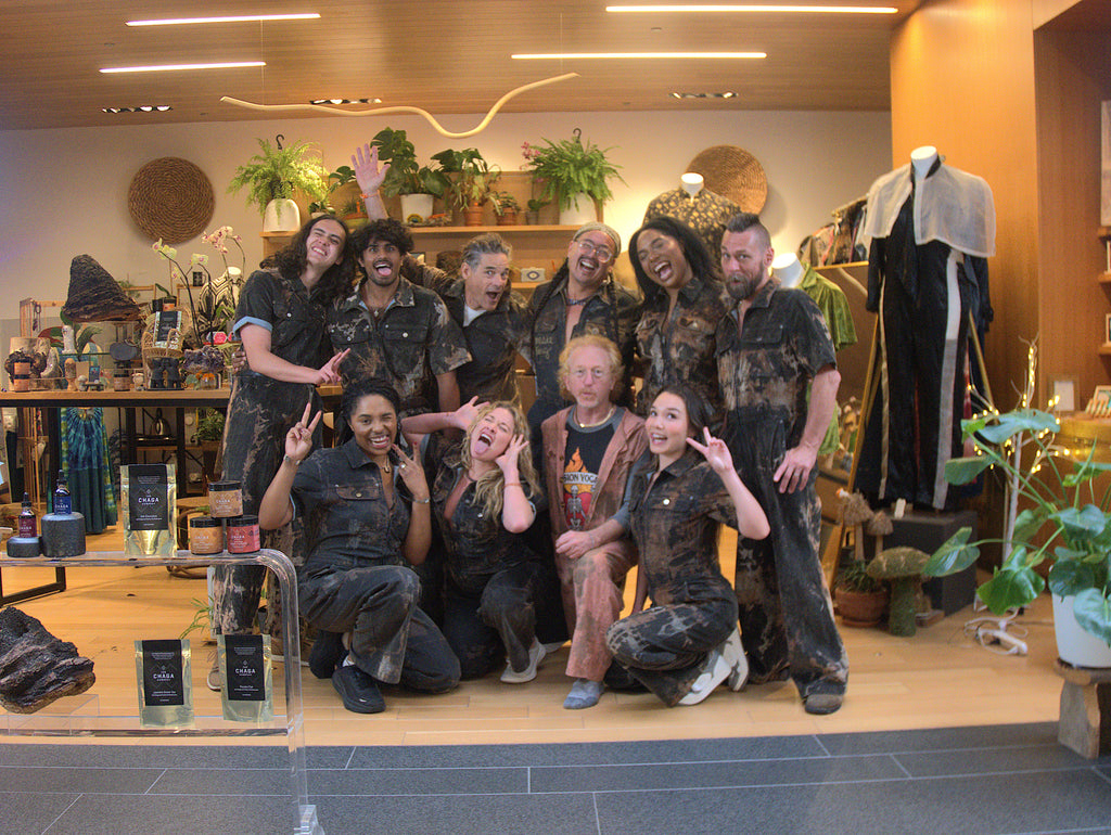 ONESIE KING MUSHROOM ACID WASHED ONESIE